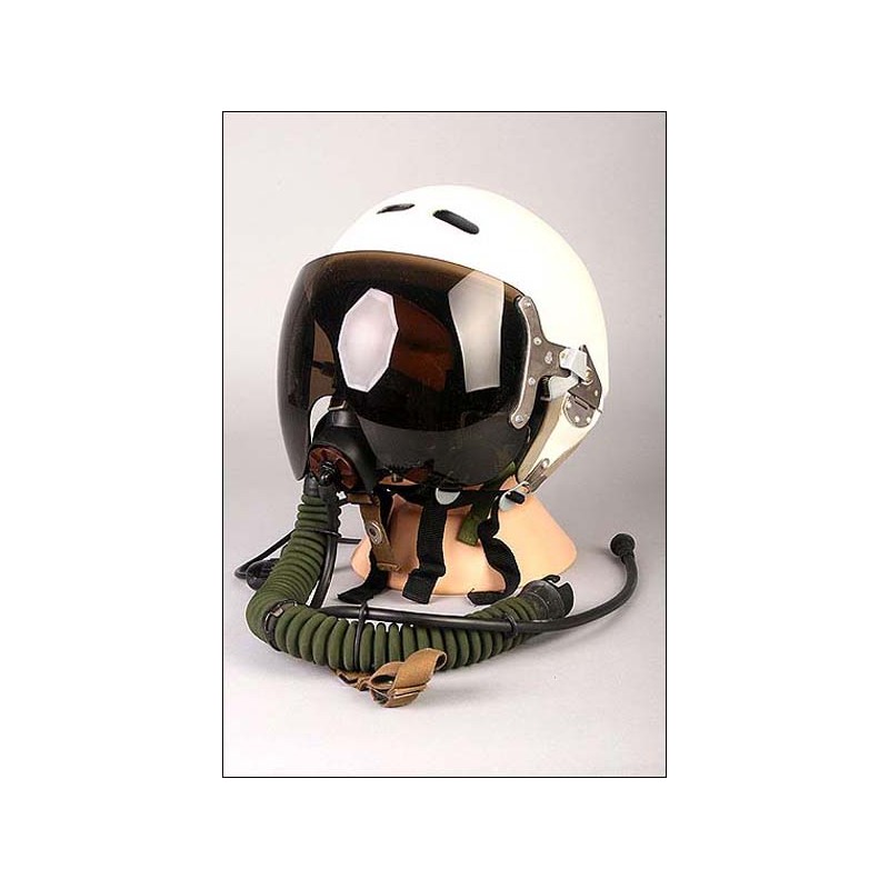 Casco de vuelo de piloto de combate soviético completo.