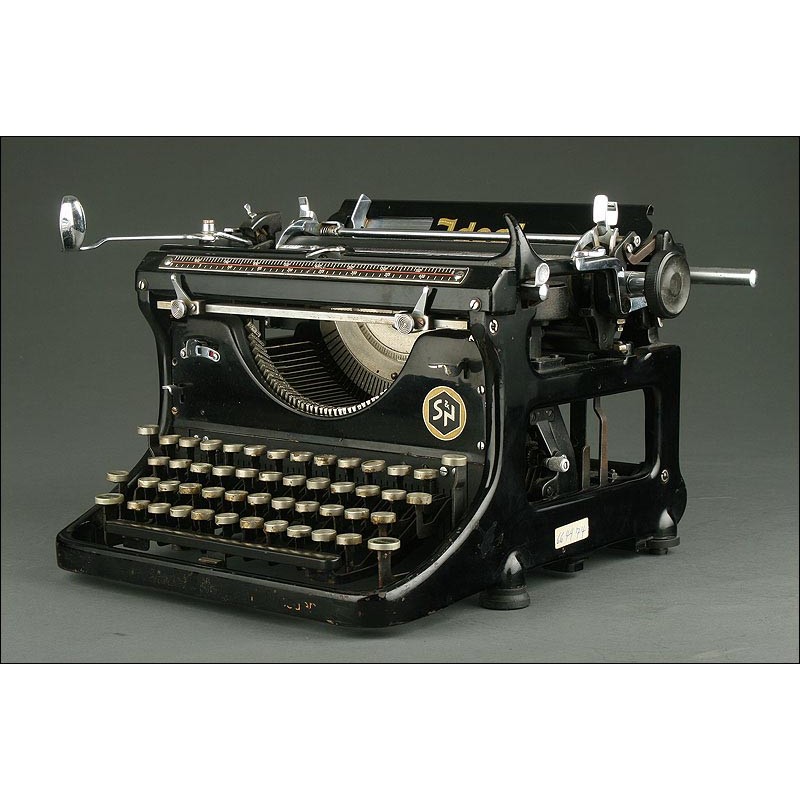 Máquina de Escribir Ideal con Teclado en Hebreo. Alemania, 1937. Funcionando a la Perfección