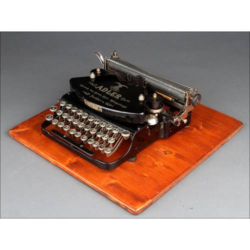 Rara Máquina de Escribir Adler con Teclado en Cirílico, Fabricada en Alemania en los Años 20. Funcionando