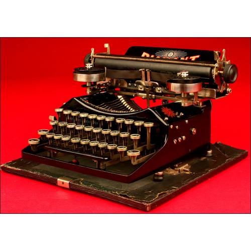 Magnificent Diamant Typewriter, 1st 1/3 of the 20th century.