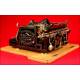 Decorativa Máquina de escribir Ideal A2. Alemania, 1904. Con Cofre de Guardado en Madera.