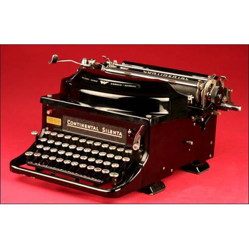 Elegant German Typewriter Continental Model Silenta. 1940