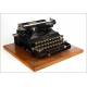 Elegant Senta Portable Typewriter. Germany, Circa 1920. Original Case