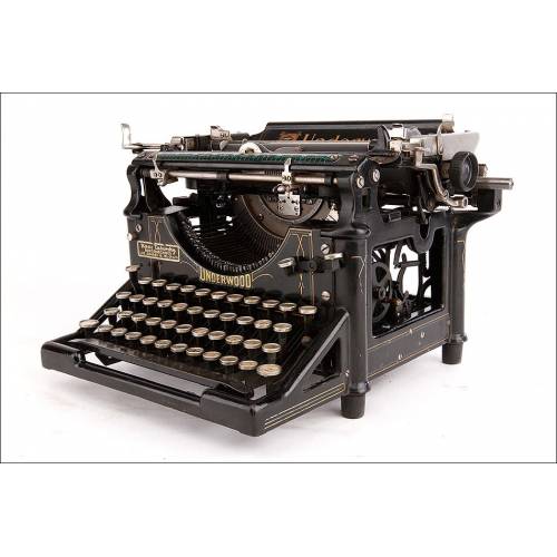 Antigua Máquina de Escribir Underwood 5 Muy Bien Conservada. Estados Unidos, 1910
