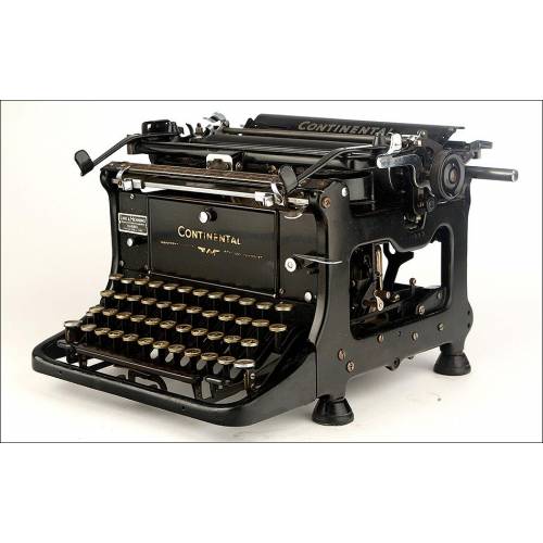 Beautiful Continental Standard Typewriter in working order. Germany, 1930's