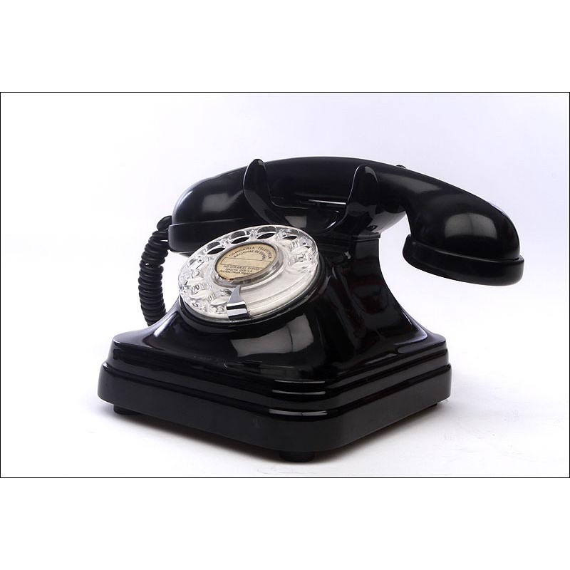 Raro Teléfono Español Fabricado por Telefónica en los Años 40-50. Muy Atractivo y Funcionando