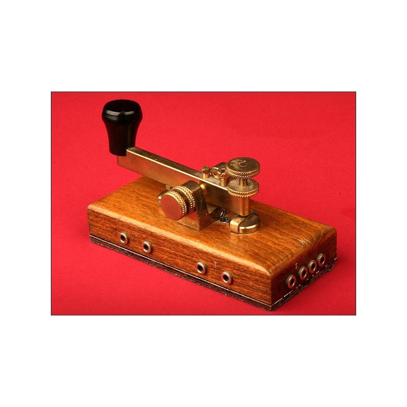 Original Morse telegraph key, 1870-1900.