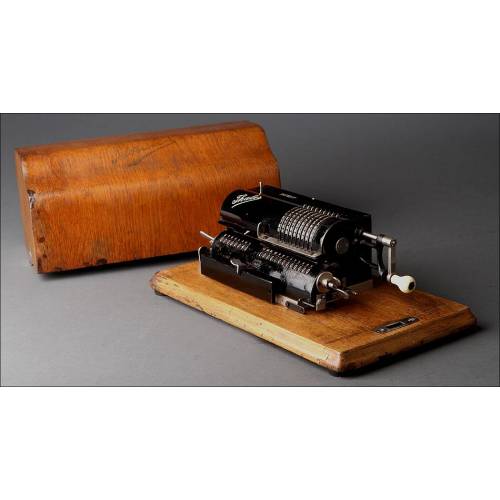 Calculadora Alemana Thales C Fabricada Circa 1919. En Perfecto Funcionamiento. Estuche Original