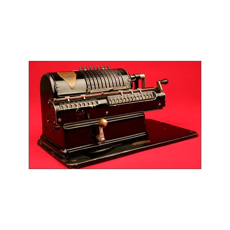 Decorative Marchant XLA Calculating Machine, 1922. Good working condition.