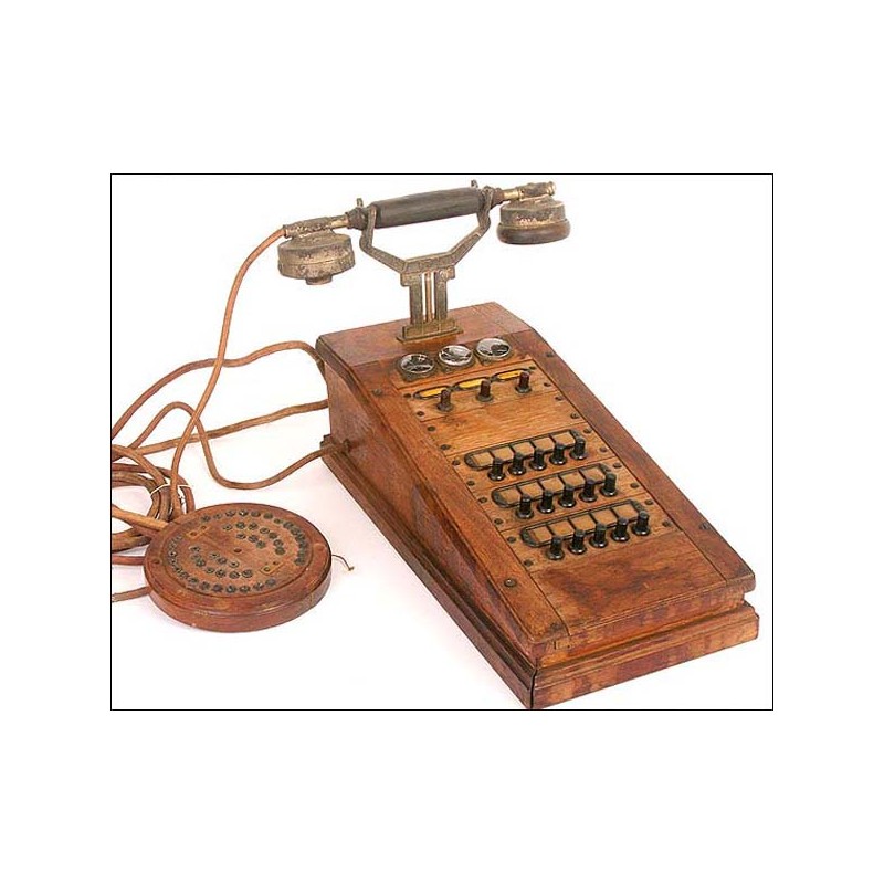 Antique telephone switchboard. 1915.