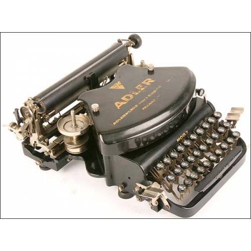 Máquina de escribir Adler. 1905