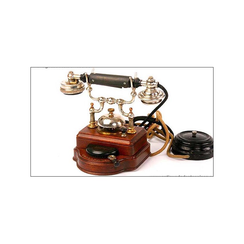 Teléfono Ericsson de 1910. Impoluto