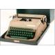 Máquina de escribir Underwood Leader. 1950