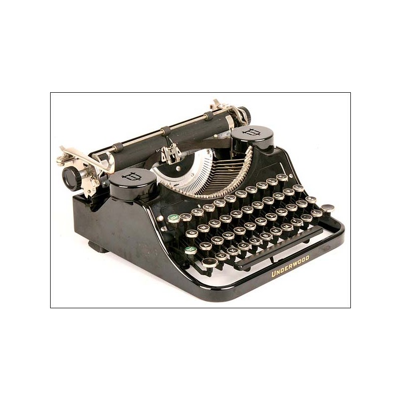 Máquina de escribir Underwood portátil. 1924