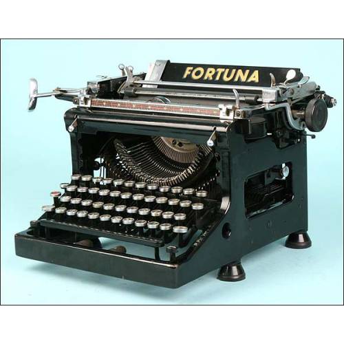 Máquina de escribir Fortuna C.1928