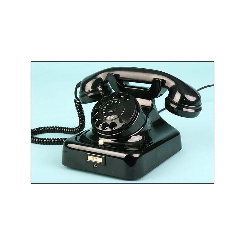 Excellent W49 Bakelite Telephone, 1950's. Working.