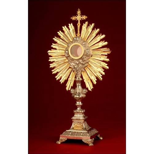 French Monstrance, XIX Century, in Solid Silver. Very well preserved