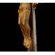 Estilizado Crucifijo de Pie de Latón Dorado y Plateado. Francia, Siglo XIX. En Buen Estado de Conservación