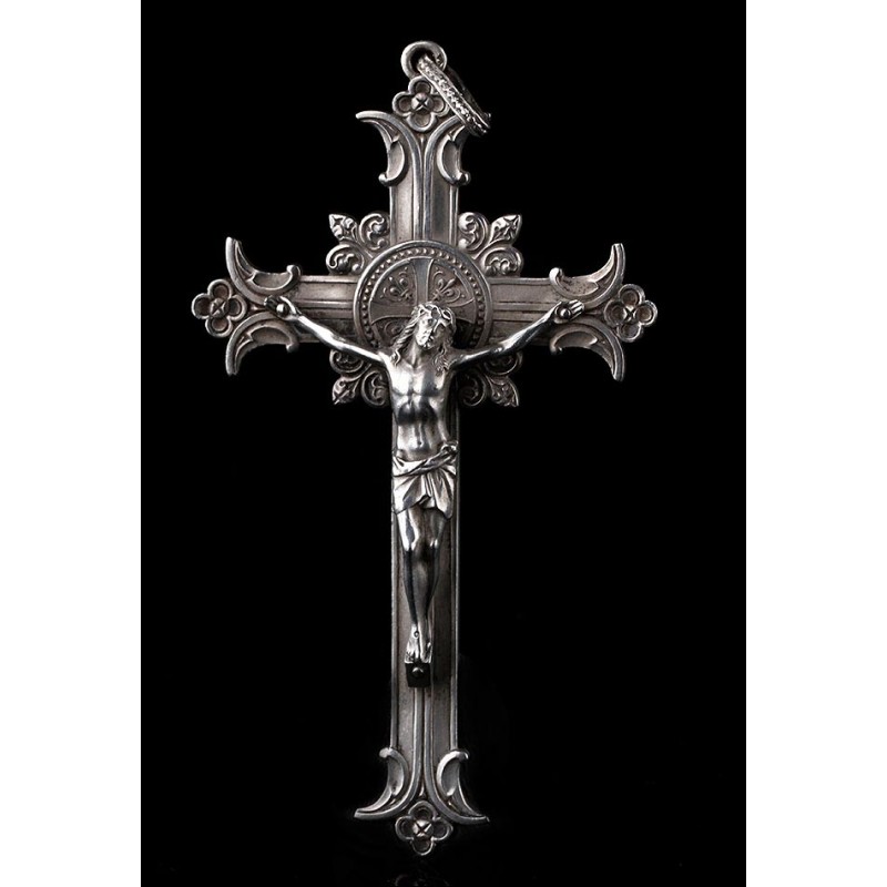 Cruz de Pecho de Plata Maciza. Francia, Siglo XIX. Contrastada en Anilla y Base. Atractivo Diseño