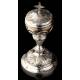 Beautiful French Ciborium in Solid Silver Gilt and metal foot. XIX Century