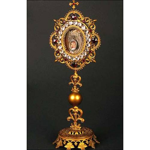 Reliquary bejeweled with relic of St. Paul the Apostle. S. XIX