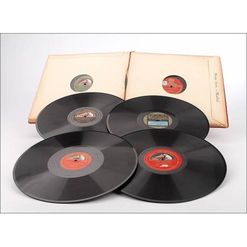 Album con 12 discos de gramófono españoles. 78 rpm. Música clásica y ópera. Album original.