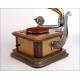 Beautiful horn gramophone in very good condition. 1920's