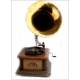 Beautiful horn gramophone in very good condition. 1920's
