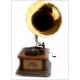 Beautiful horn gramophone in very good condition. 1920's