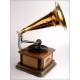 Beautiful horn gramophone in very good condition. 1920's