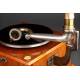 Spectacular horn gramophone from 1904. Totally restored. It works wonderfully.