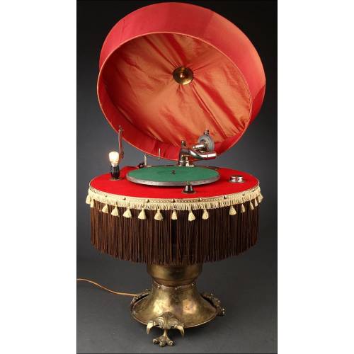 Gramófono Lámpara Capitol, Fabricado en los Estados Unidos en los Años 20.