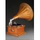 horn gramophone, Ca. 1910.