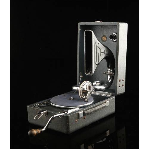 Attractive Soviet Suitcase Gramophone in perfect working order. USSR, 1930's
