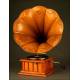 Rare German Parlophone Gramophone, 1910. With horn imitating wood.