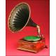 Beautiful Royal Standard Horn Gramophone. Early 20th century.