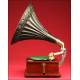 Beautiful Royal Standard Horn Gramophone. Early 20th century.