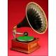 Beautiful Royal Standard Horn Gramophone. Early 20th century.