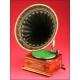 Beautiful Royal Standard Horn Gramophone. Early 20th century.