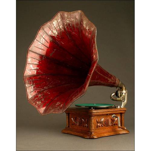Precioso Gramófono La Voz de Su Amo, Modelo Monarch Nº 9. Circa 1906
