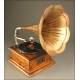 Antique horn gramophone. Circa 1915