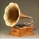 Antique horn gramophone. Circa 1915