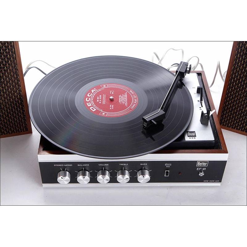 Magnificent Tocadiscos Bettor Dual 420 in Mint Condition. Spain