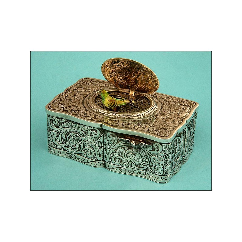 Box with Bird Automaton