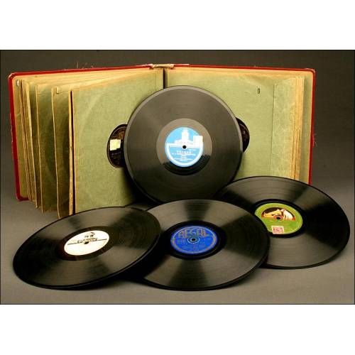 Magnífico Álbum de Música con 12 Discos para Gramófono.