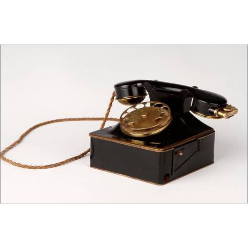 Rara Cigarrera Musical con Forma de Teléfono, Fabricada en Alemania en los Años 40. Funcionando