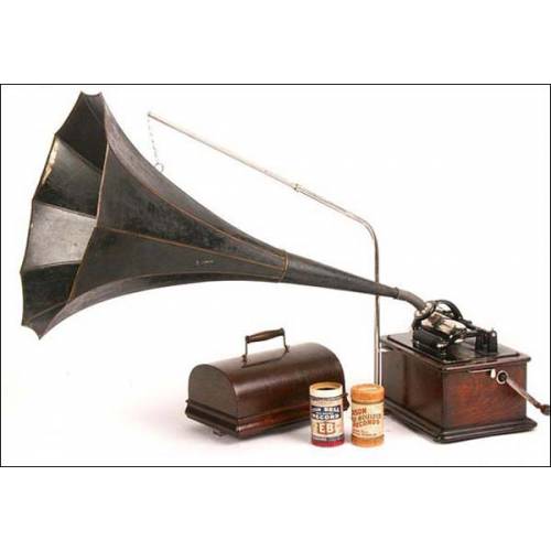 Edison Phonograph Standard model. 1905