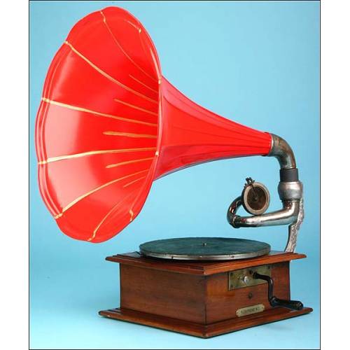 Pathephone horn gramophone, nº2. 1907.