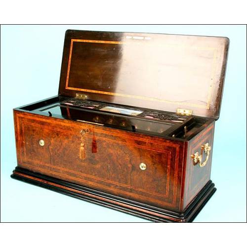 Enorme caja de música Suiza con campanillas. ¡78 cms! 1870