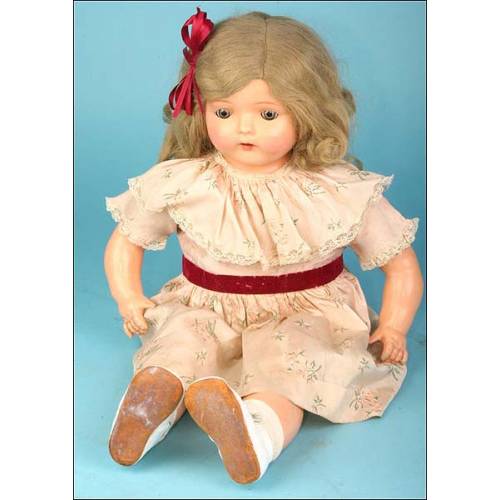 Talking doll Dolly, 1922. Doll-phonograph